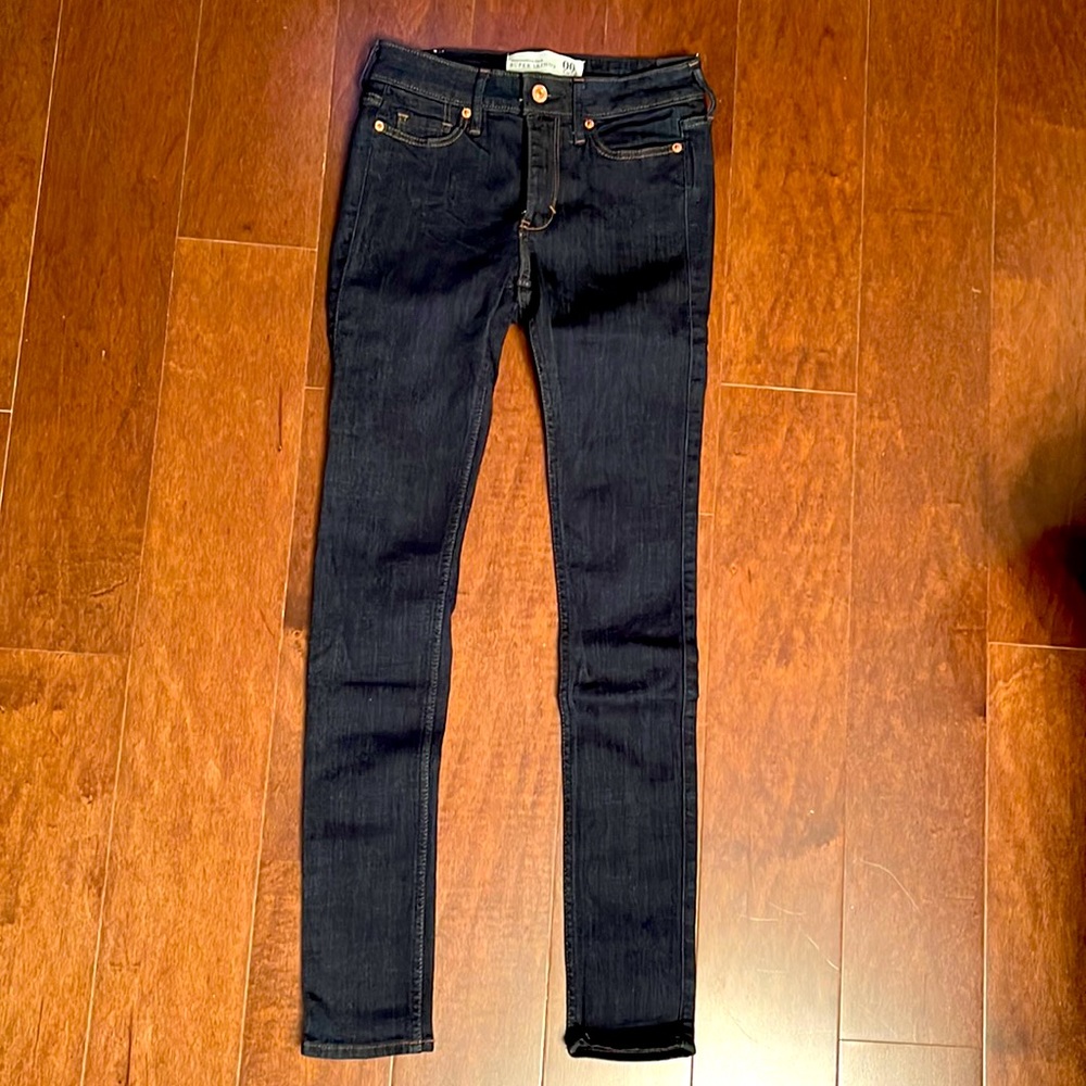 Abercrombie & Fitch Super Skinny Jeans